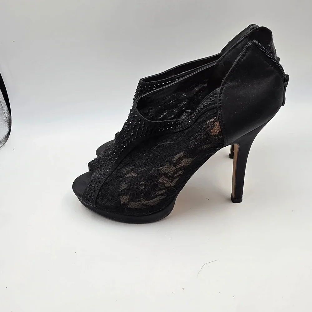 J. Renee Yael-3 Black Lace Rhinestone Peep Toe Bootie Heels Womens 8.5 J8-102